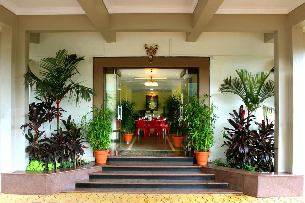 Hotel Manik Moti Лонавла Екстер'єр фото